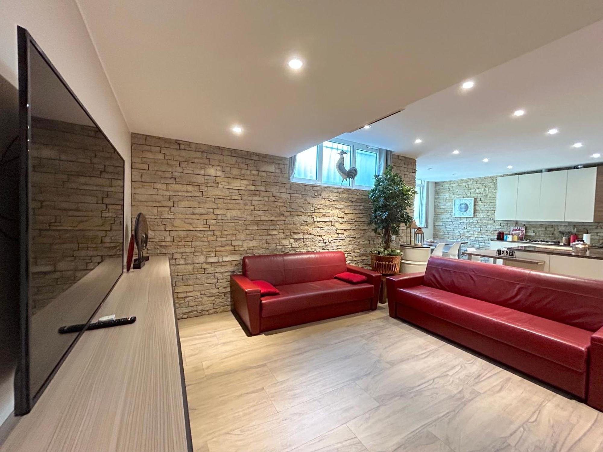 R39 Elegant With Private Parking Appartement