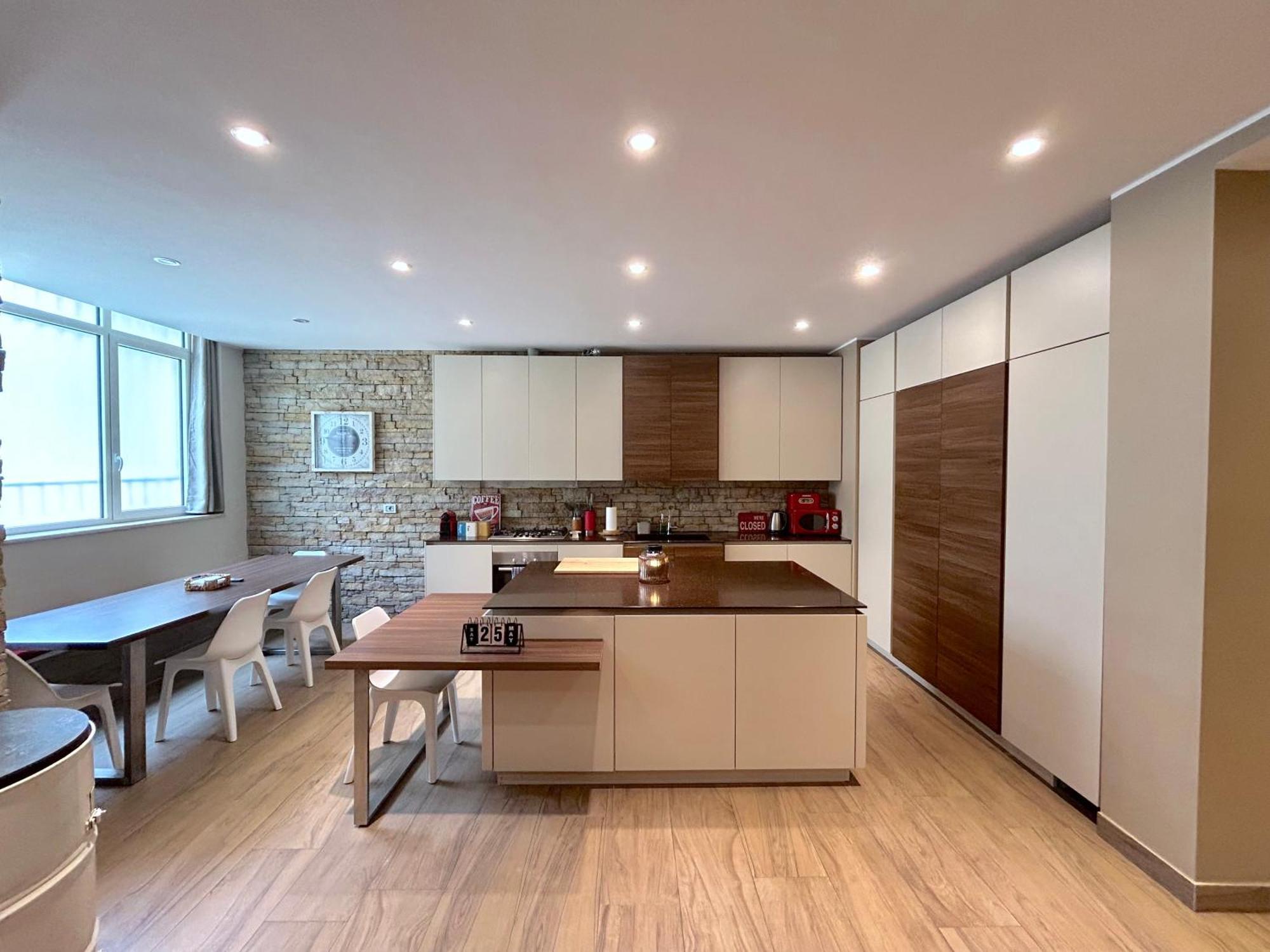 Appartement R39 Elegant With Private Parking Milaan